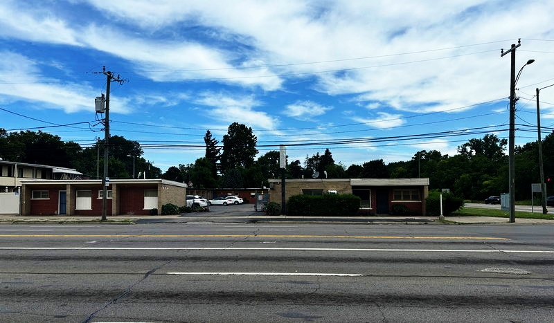 Park Drive Motel - Loopnet Photo (newer photo)